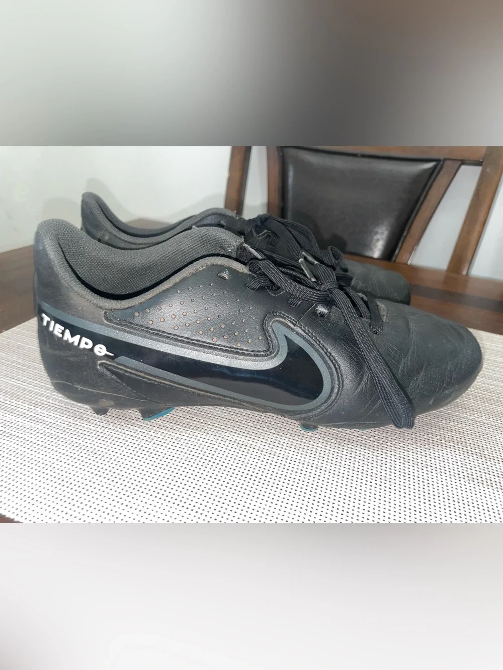 Nike Tiempo Youth Soccer Cleats Size 6 Black